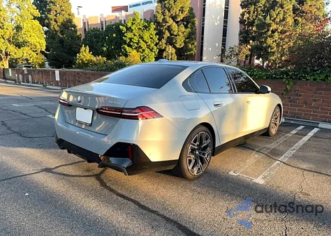 2026 BMW 530 I from USA, damaged, VIN WBA43FJ01TCW06747